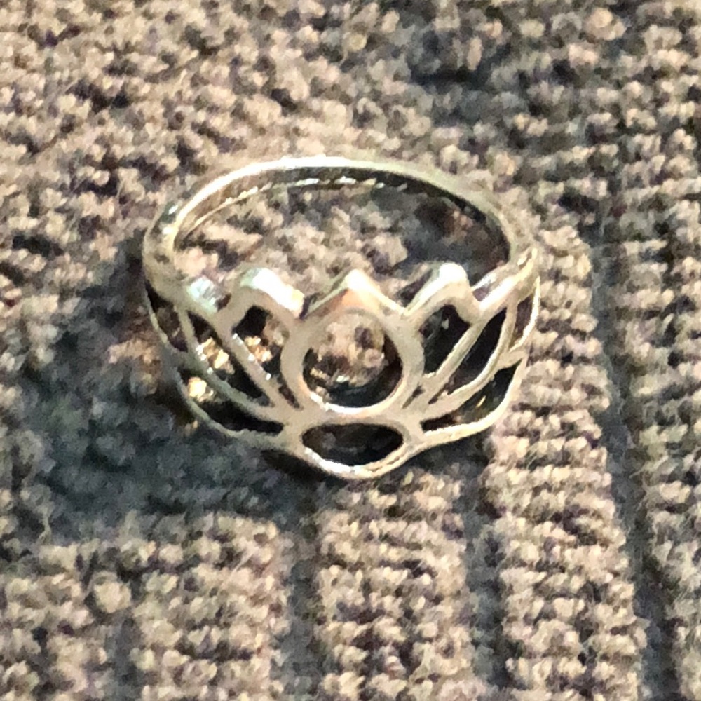 Sterling silver Ladies ring Lotus Flower